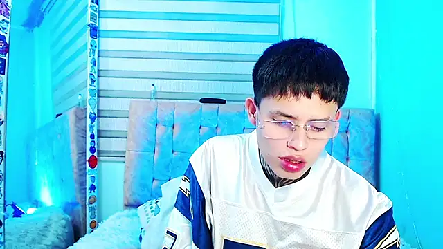 Chatroom en direct de _justinmoon2