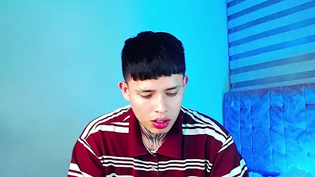 _justinmoon2n Live chat-huone