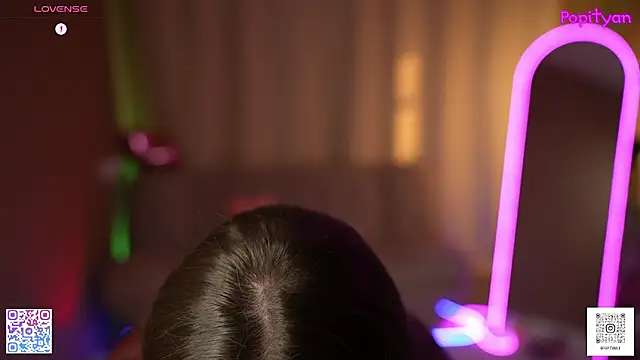 Živá chatovací místnost popityan1