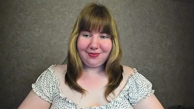 DafnaMonroe's Live Chat Room