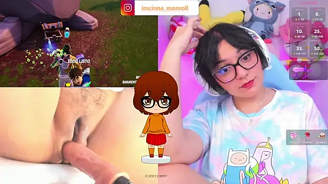cinna_monroll's Live Chat Room