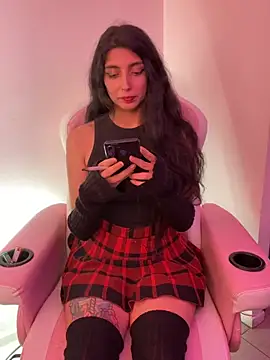 Felicia_smok3's Live Chat Room