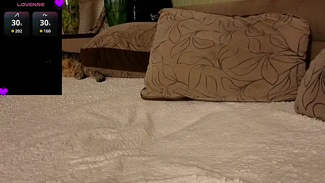 Živá chatovací místnost Arina_Bloom