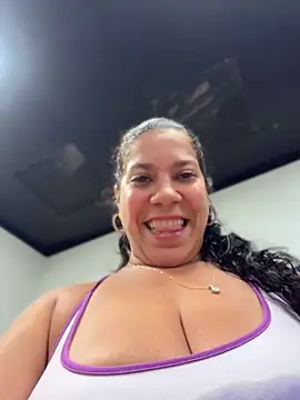 Bigbuttbrooklynn Live Chatraum