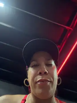 חדר צ'אט בשידור חי של Bigbuttbrooklynn