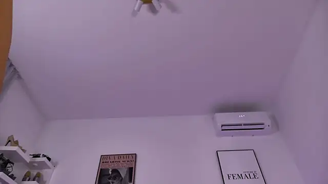 Sala de chat en directo de MissyJi
