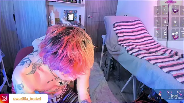 Sala de chat en directo de badeyes_crazygoat