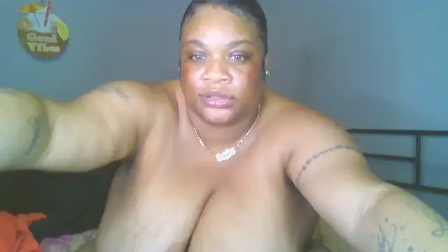 Chat soba uživo modela NaughtyHottieBBW