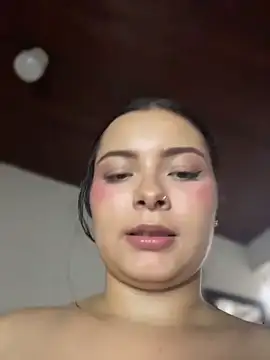 aneesa_darzi чат на живо