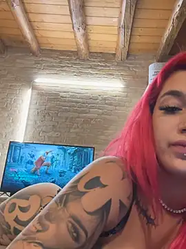 Dollyred's Live Chat Room