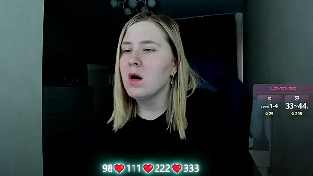 חדר צ'אט בשידור חי של Olivia_Munk