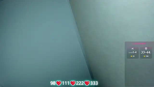 Olivia_Munk's Live Chat Room