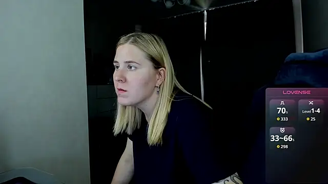 Chat soba uživo modela Olivia_Munk