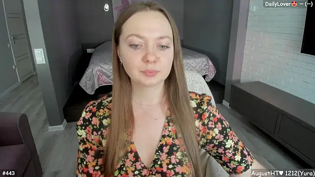 Živá chatovací místnost LizaGost
