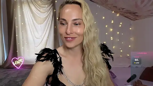 AdeleLady's Live Sex Cam Show