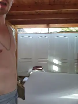 Živá chatovací místnost Simonshakeloveass