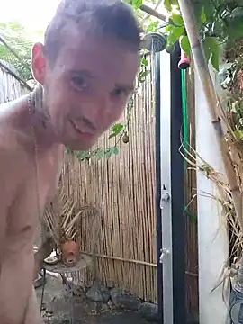 Simonshakeloveass Cameră chat live