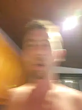 Simonshakeloveass – live chatrum