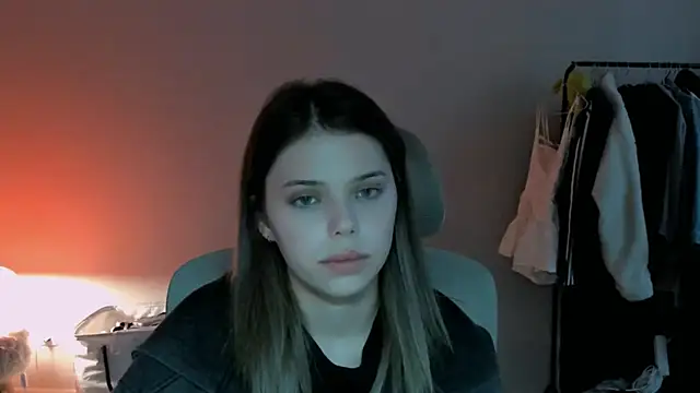 MelissaBrank Adlı Modelin Canlı Sohbet Odası