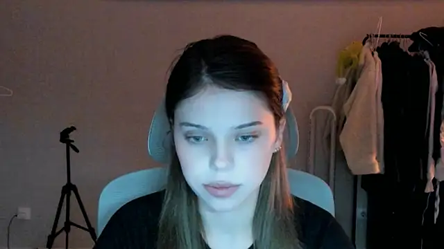 Pokój czatu na żywo – MelissaBrank