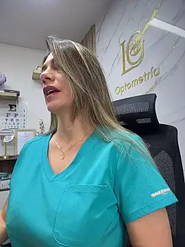 غرفة دردشة alicee16 المباشرة