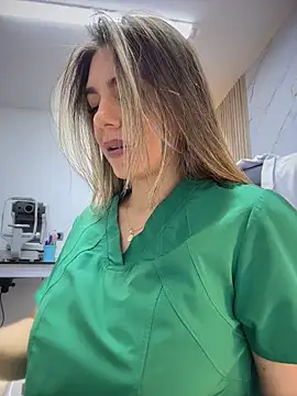 alicee16 লাইভ চ্যাট রুম