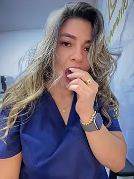 alicee16's Webcam Show