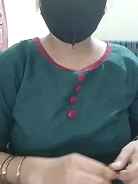 Sexynageena Adlı Modelin Canlı Sohbet Odası
