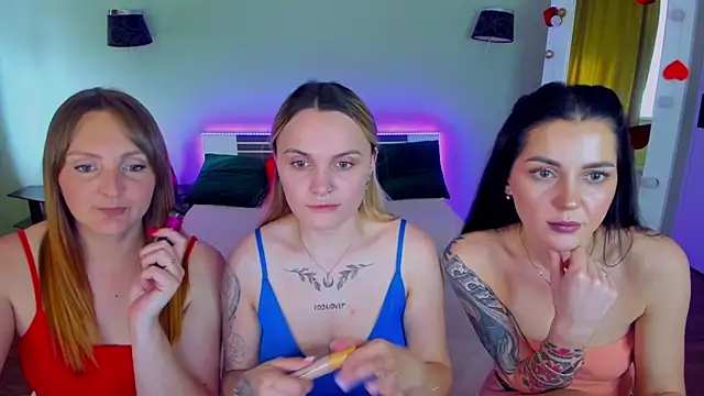 MagicEyess' Live Chat Room