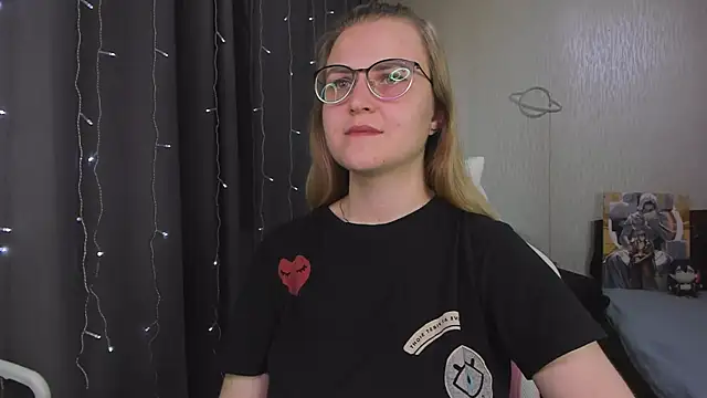MissBrightShine's Live Chat Room