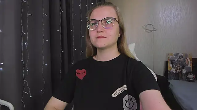 MissBrightShine's Live Chat Room