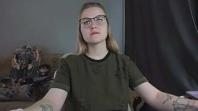 Živá chatovací místnost MissBrightShine