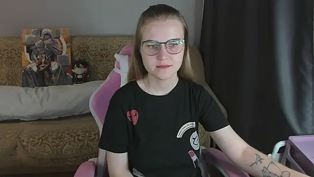 MissBrightShine – Naživo chatovacia miestnosť