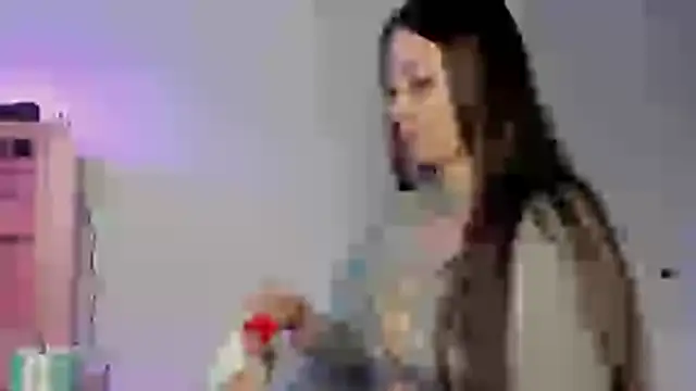 Lauryn_muller Adlı Modelin Canlı Sohbet Odası