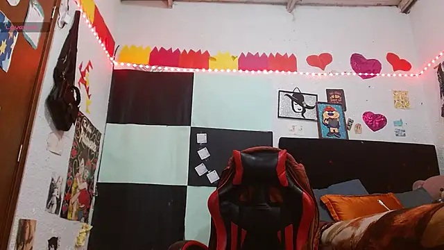 Chat soba uživo modela Saray_extrovert_