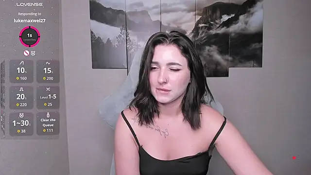Sourr_Lollipop élő chatszobája