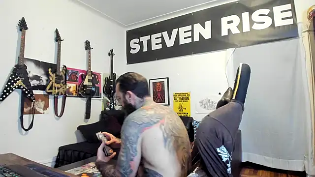 Sala de chat ao vivo de StevenRiseNYC