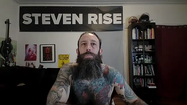 Živá chatovací místnost StevenRiseNYC