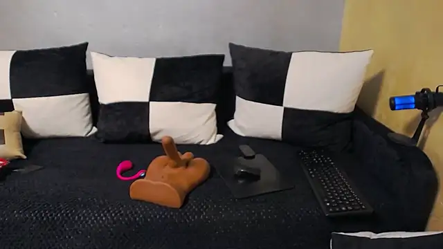 SexylidyaA élő chatszobája