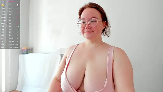 חדר צ'אט בשידור חי של DebbieWoood
