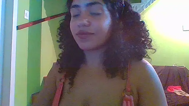 savanahottie's Live Chat Room