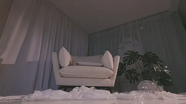 AmyArmstrong's Live Chat Room