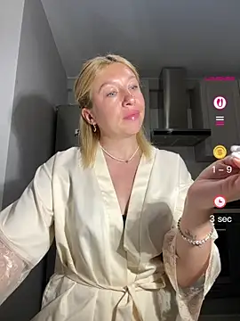 Kittie_Valentine Live chatroom