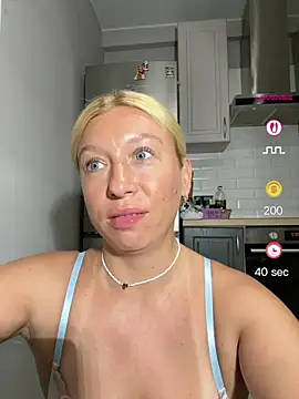 Kittie_Valentine – live chatrum
