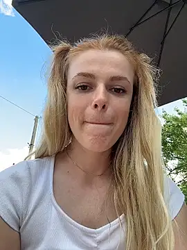 Chat ao vivo de HarrietDart
