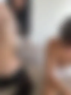 AdelinaAlia's Webcam Show