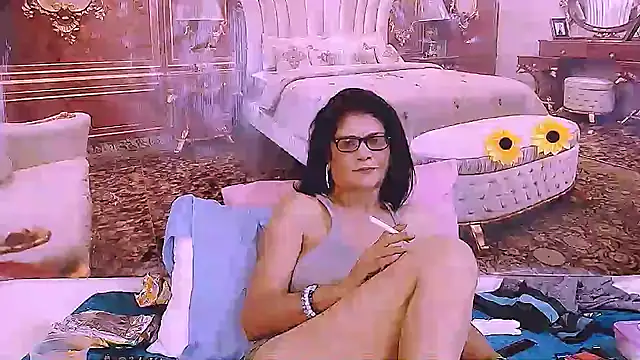 IndianAllure: онлайн-чат