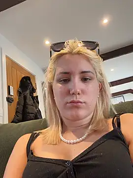 OliviaMaeBabe Live chatroom