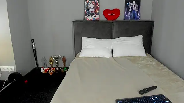 MuscleXXXBarbie 실시간 채팅방