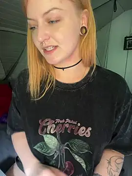 Chat soba uživo modela CherryyCheeks